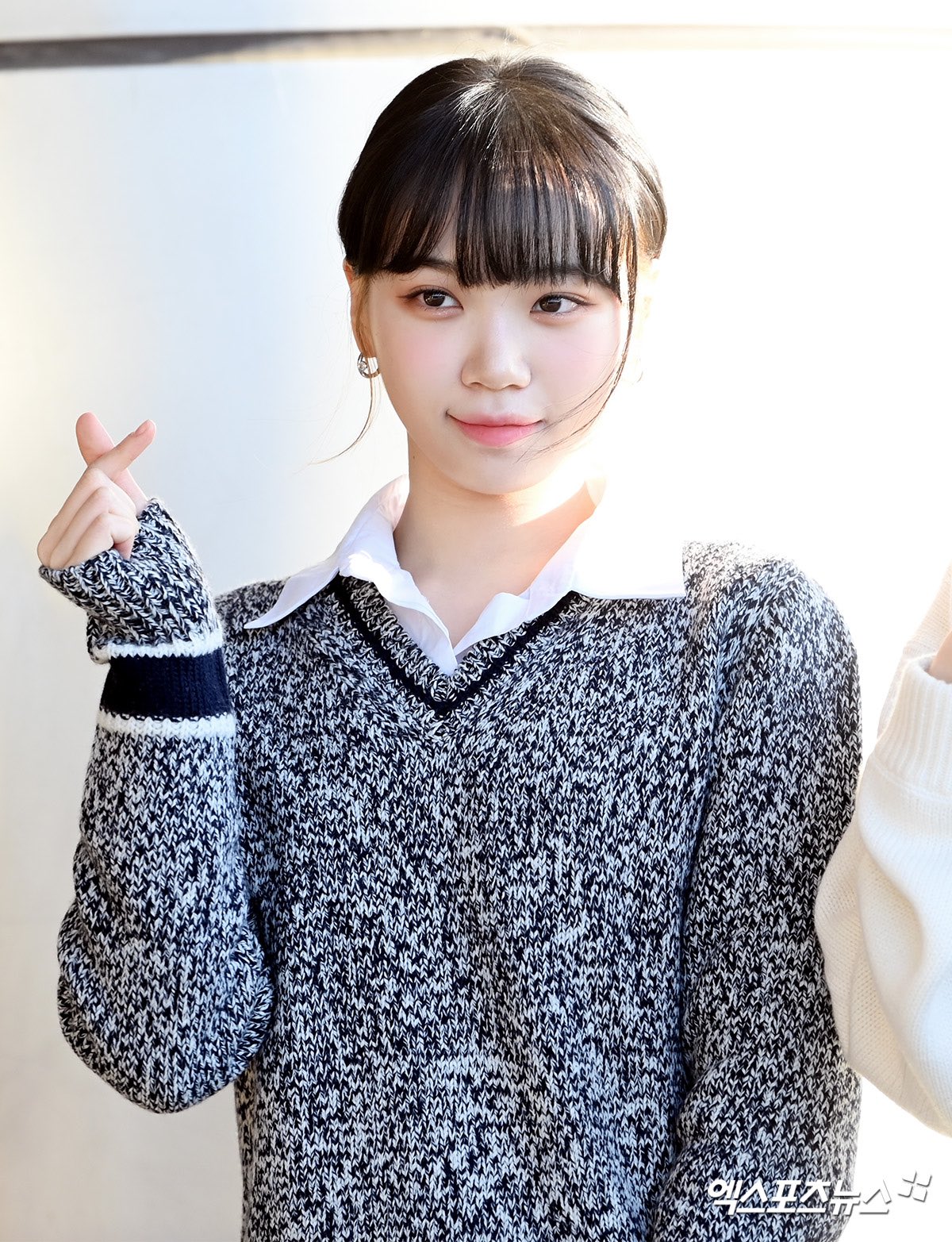 [잡담] 오늘 르세라핌 공항 출국짤 개이쁘다 | 인스티즈