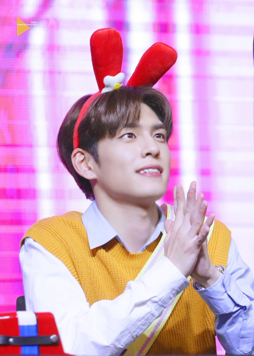 [잡담] 원필 이날 너무 좋다.... | 인스티즈