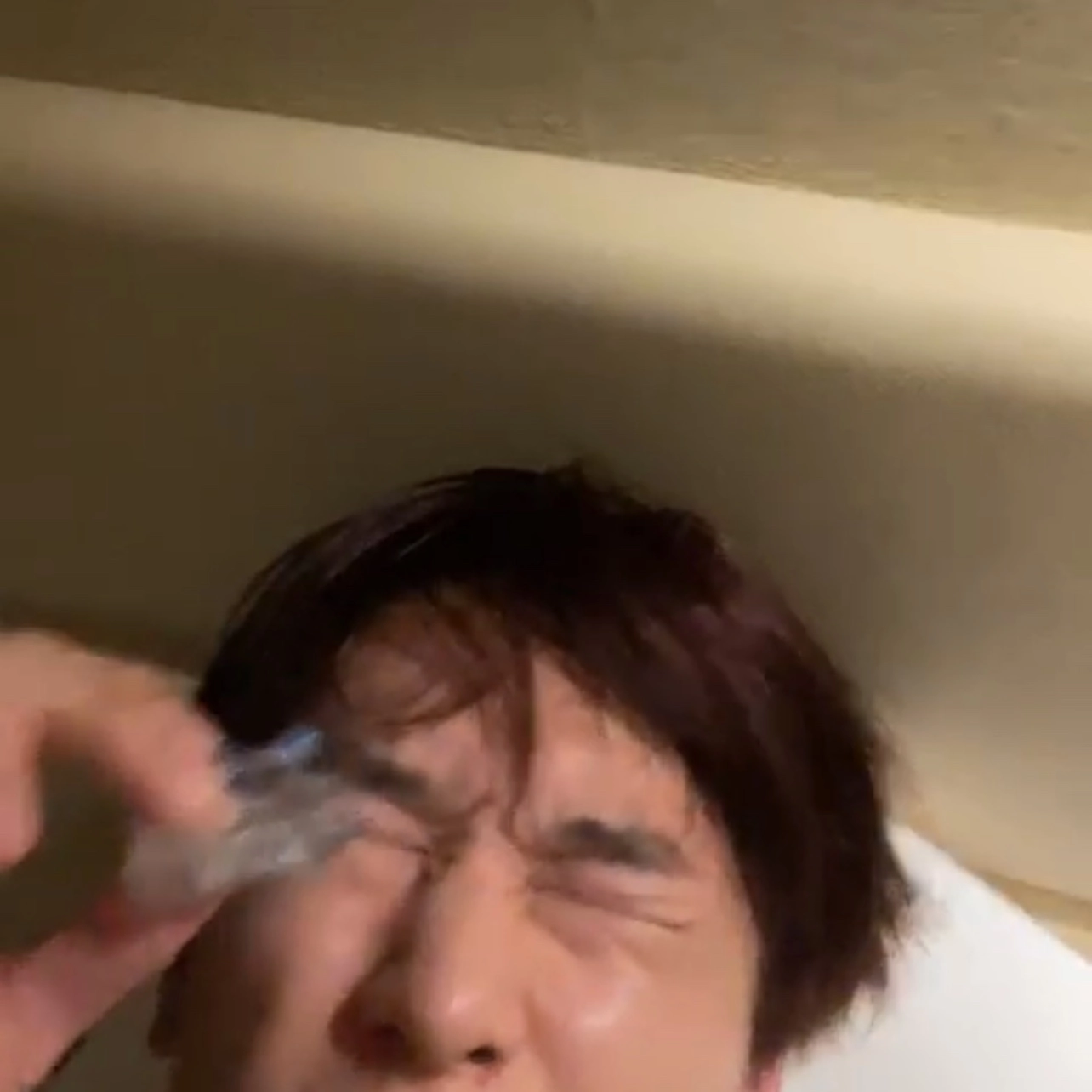 [잡담] 더보이즈 주연 안약넣기 세컷만화 | 인스티즈