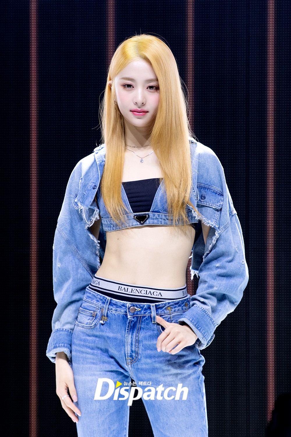 [미디어] 르세라핌 오늘 기자쇼케 기사사진 📷 | 인스티즈