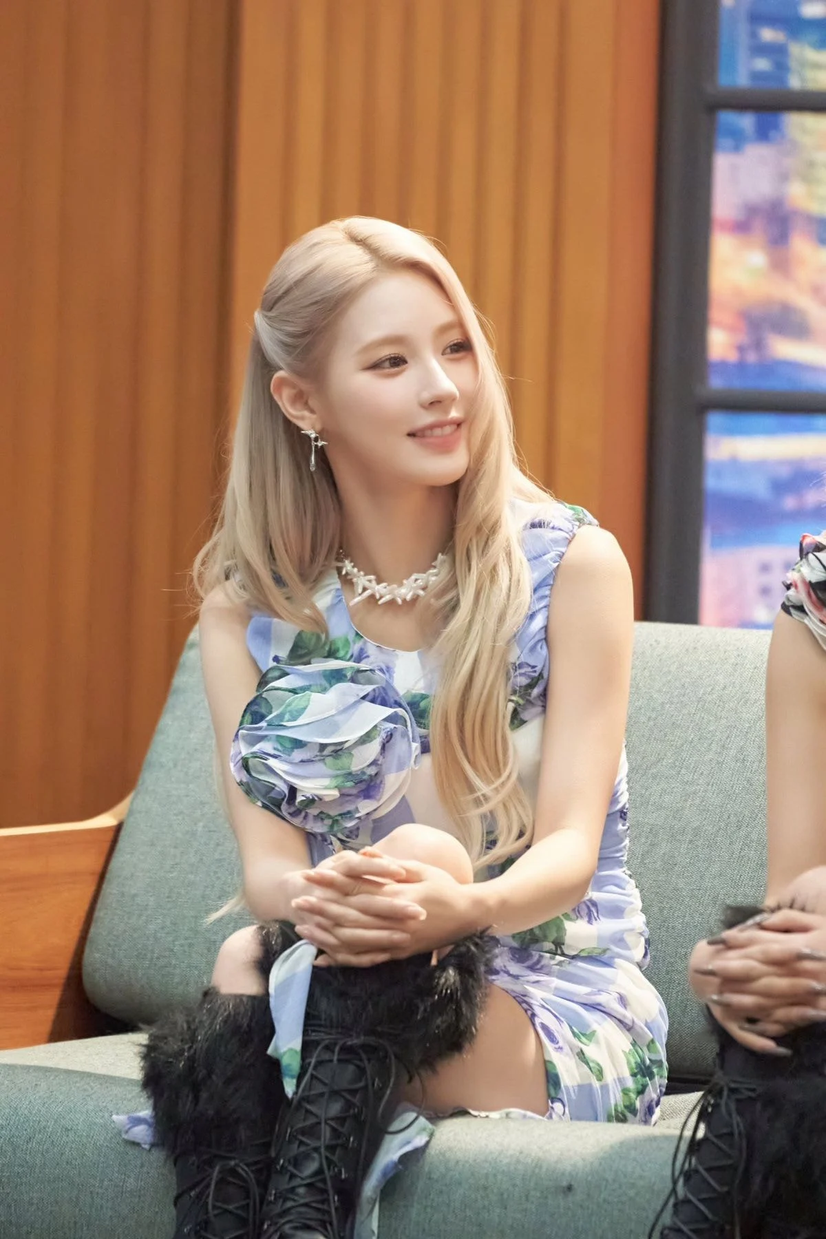 [잡담] 아이들 토크쇼 컨셉으로 쇼케했대 | 인스티즈