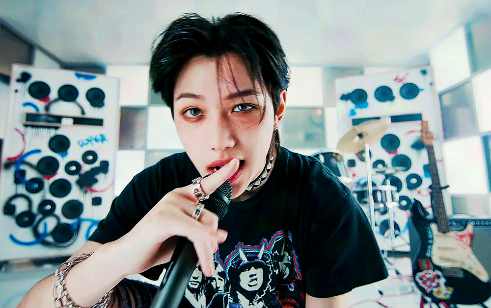 [잡담] 아 용복이가 또 너무 잘생겼다 | 인스티즈