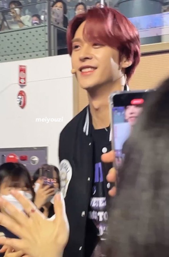 [잡담] 아니 손동운 실물 진짜 미쳤어 | 인스티즈