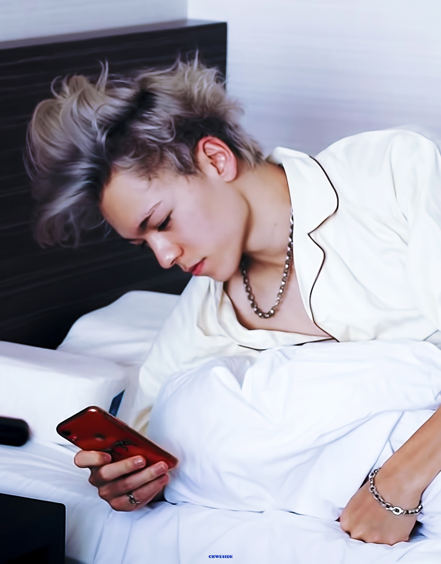 [잡담] 자고 일어나서 머리 까치집인데도 잘생긴 사람이 있다?(ㅈㅇ세븐틴) | 인스티즈