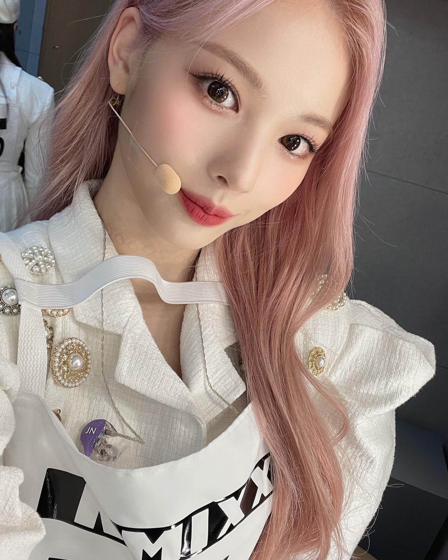 [잡담] 이쯤되서 털어보는 최지니 셀카 (미친다 아주...) | 인스티즈