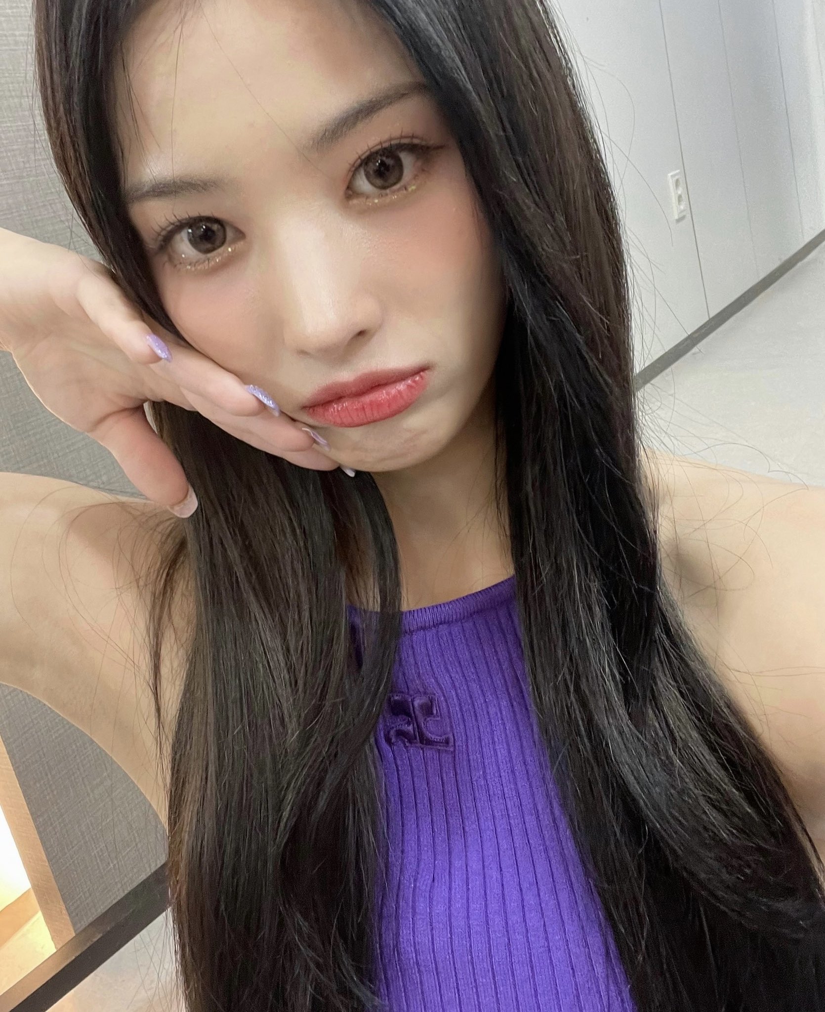 [잡담] 이쯤되서 털어보는 최지니 셀카 (미친다 아주...) | 인스티즈