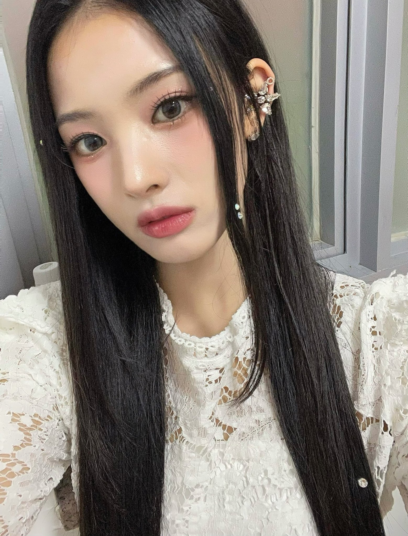 [잡담] 이쯤되서 털어보는 최지니 셀카 (미친다 아주...) | 인스티즈