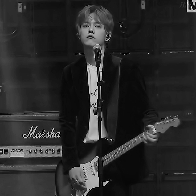 [잡담] 나 ,, 기타치는 남자가 너무 좋아 ,, 🥹🥹 | 인스티즈