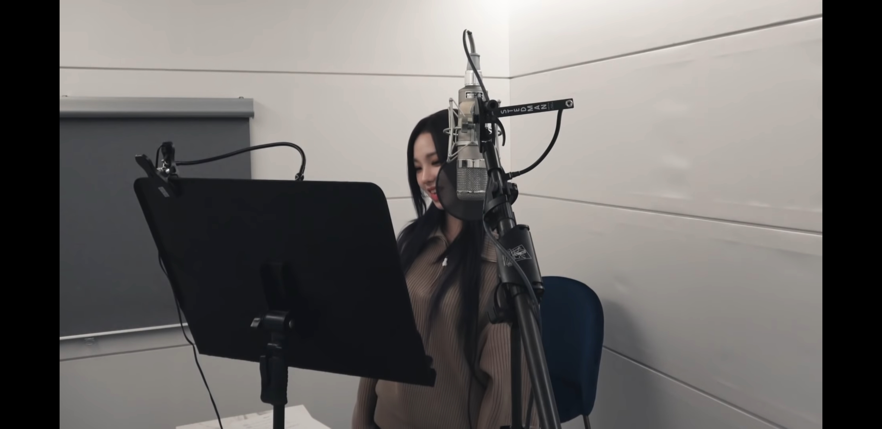 [잡담] 카리나 이 니트 손민수 한 사람!! | 인스티즈