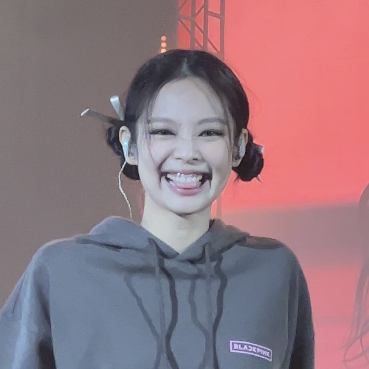 [잡담] 콘서트해서 행복한 제니 | 인스티즈