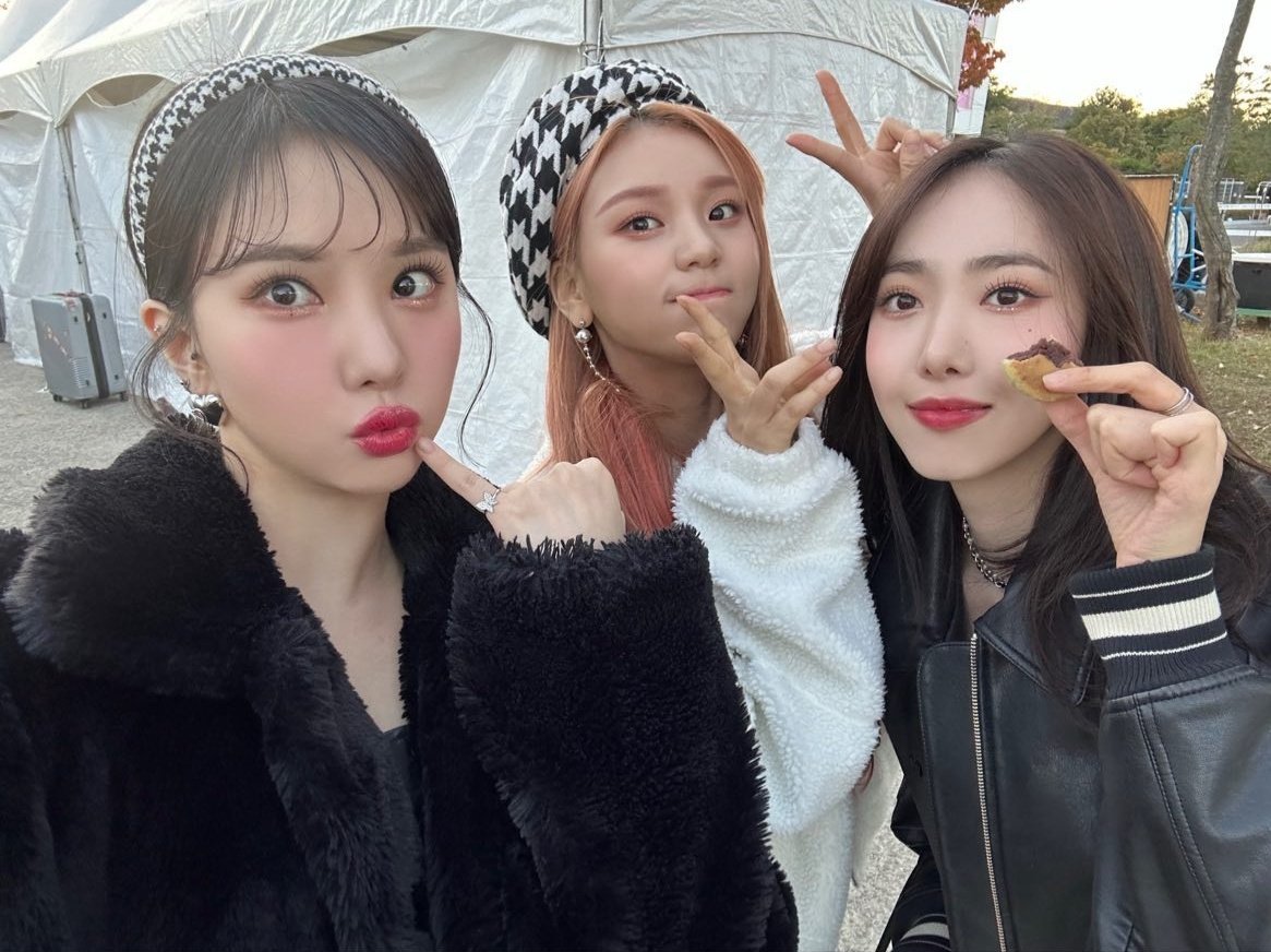 [잡담] 오늘의 비비지 셀카 | 인스티즈