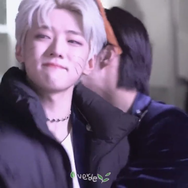 [잡담] 재찬이 우는 건 맘 아픈데 진짜 이쁘다... | 인스티즈