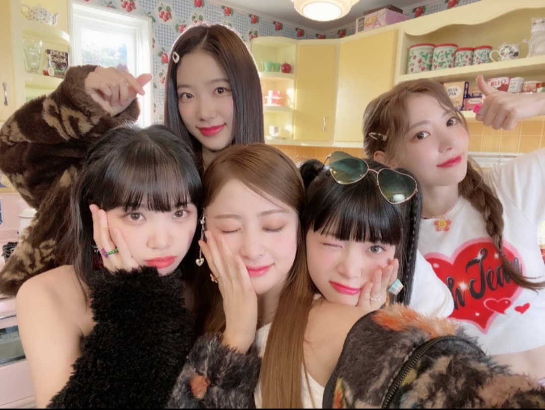 [잡담] 르세라핌 이 사진 원본 어디서 봐?? | 인스티즈