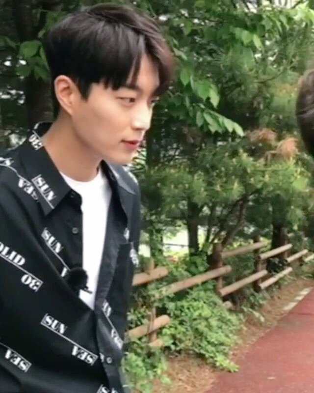 [잡담] 윤두준 실물 느낌 나는 사진 | 인스티즈