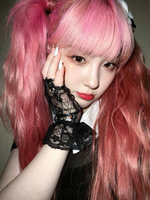 [잡담] 양갈래 할때마다 레전드 셀카 찍는 케플러 김채현 | 인스티즈