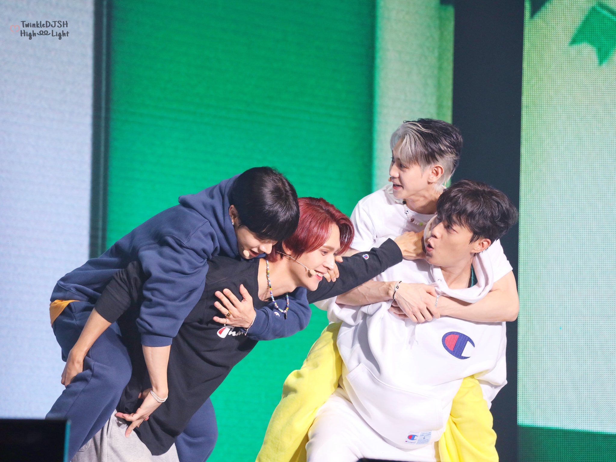 [잡담] 하이라이트 글 많은김에 11월7일 컴백 많관부💙💛💚💜 | 인스티즈