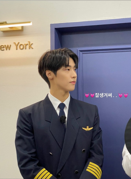 [잡담] 엔플라잉 승협 이거 제복짤 뭐야 제발 알려줘 제발 | 인스티즈