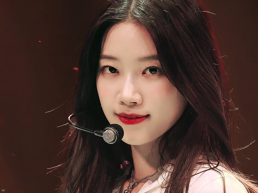 [잡담] 진짜 카즈하 너무 예쁨 ㅜㅠ ㅜㅜ | 인스티즈