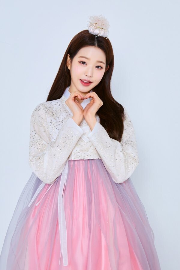 [잡담] 원영이 한복 진짜 잘어울림 | 인스티즈