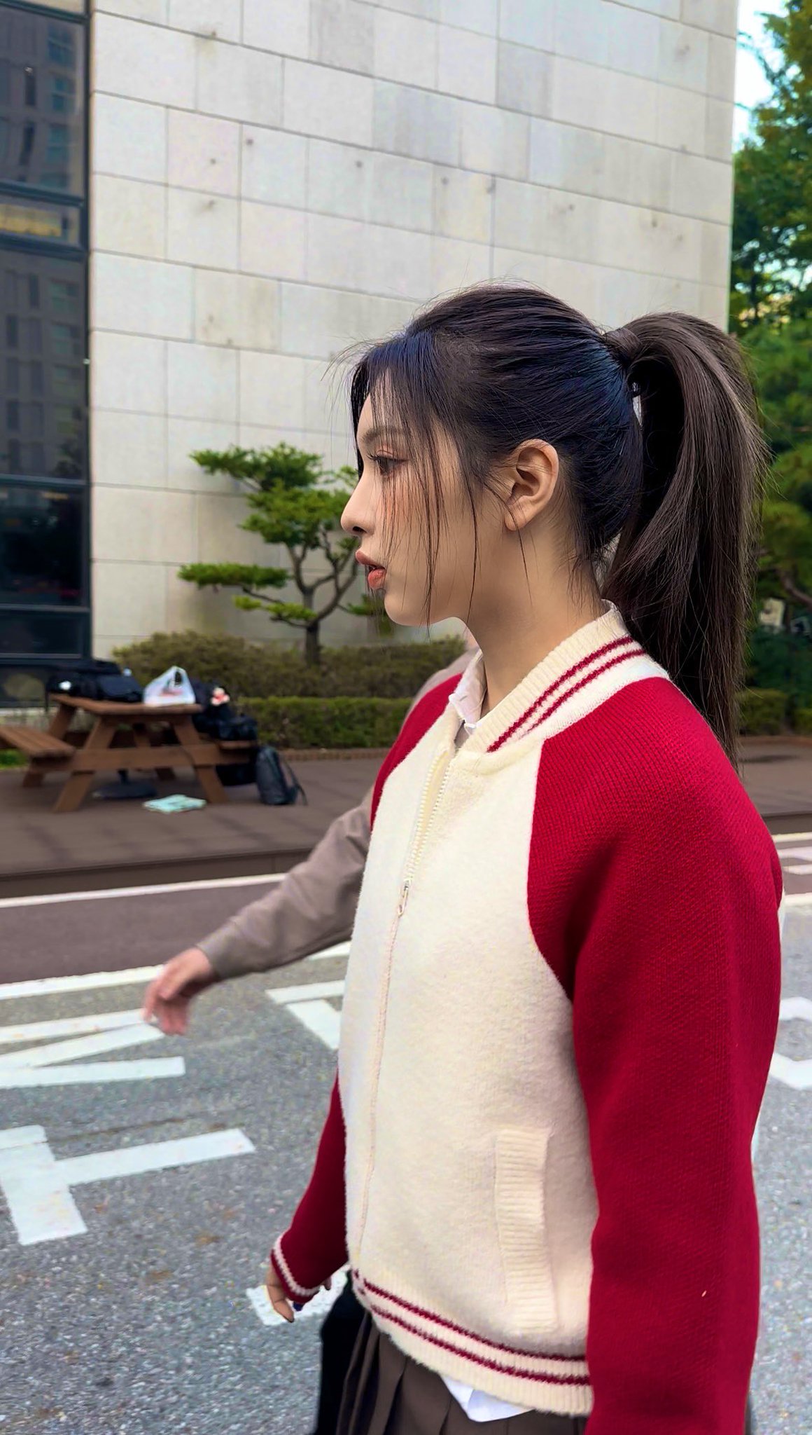 [잡담] 와 배이 뮤뱅 출근길 (보정1도 안들어간) | 인스티즈