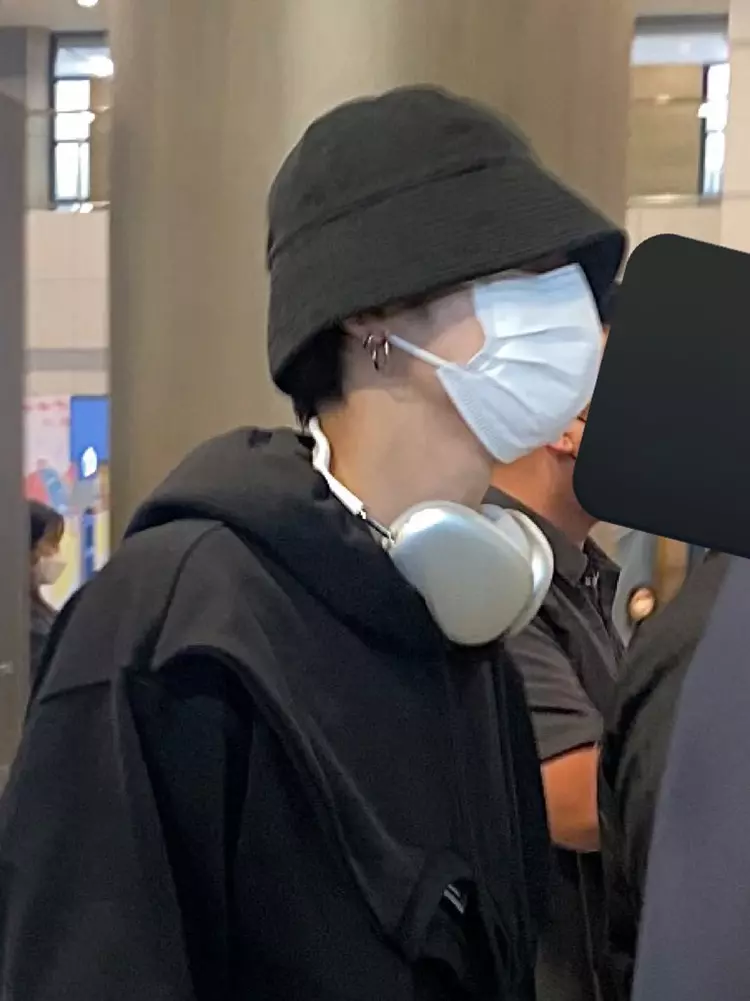 [잡담] 혹시 이 사진 누군지 아는 익...... | 인스티즈