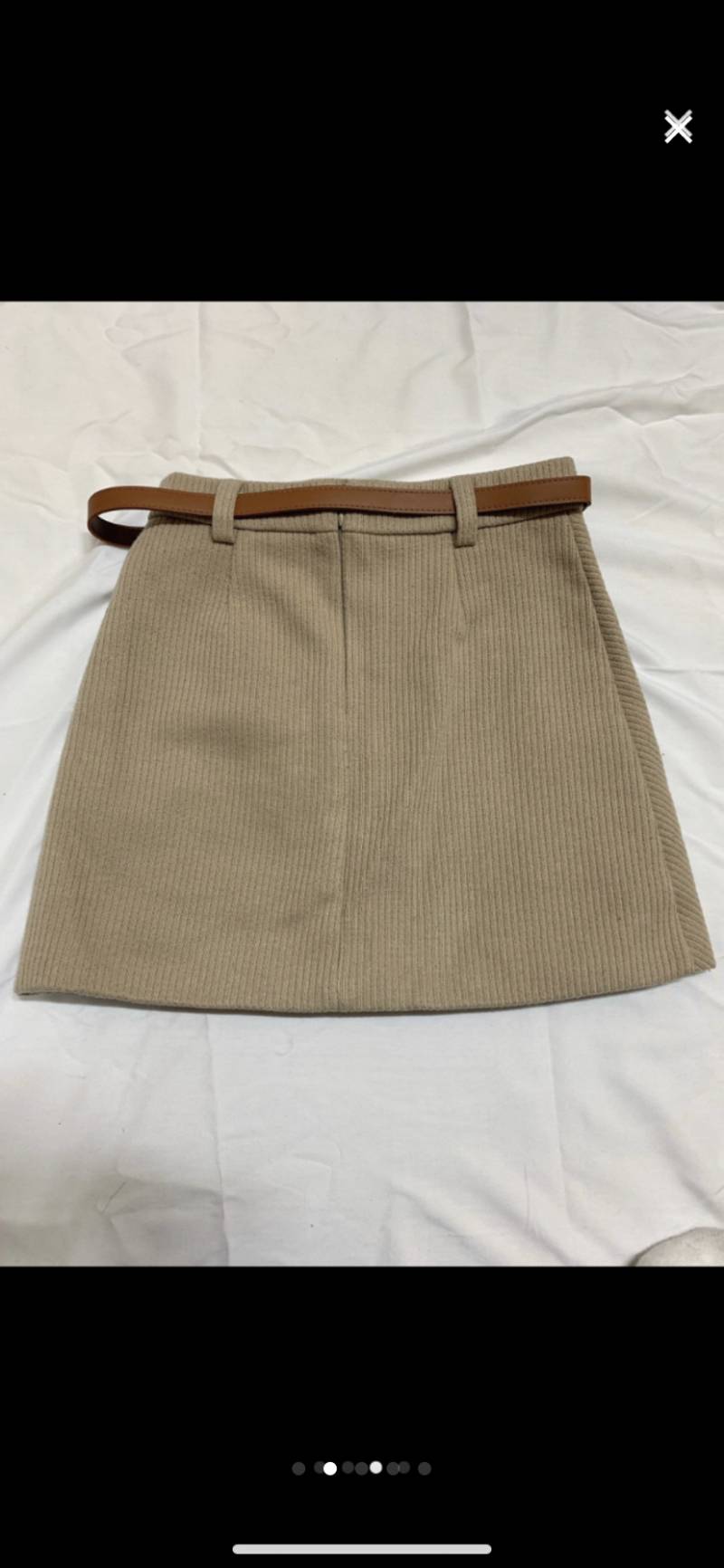 얘들아 학교 발표하는데 치마 둘중에 뭐가 나아? | 인스티즈