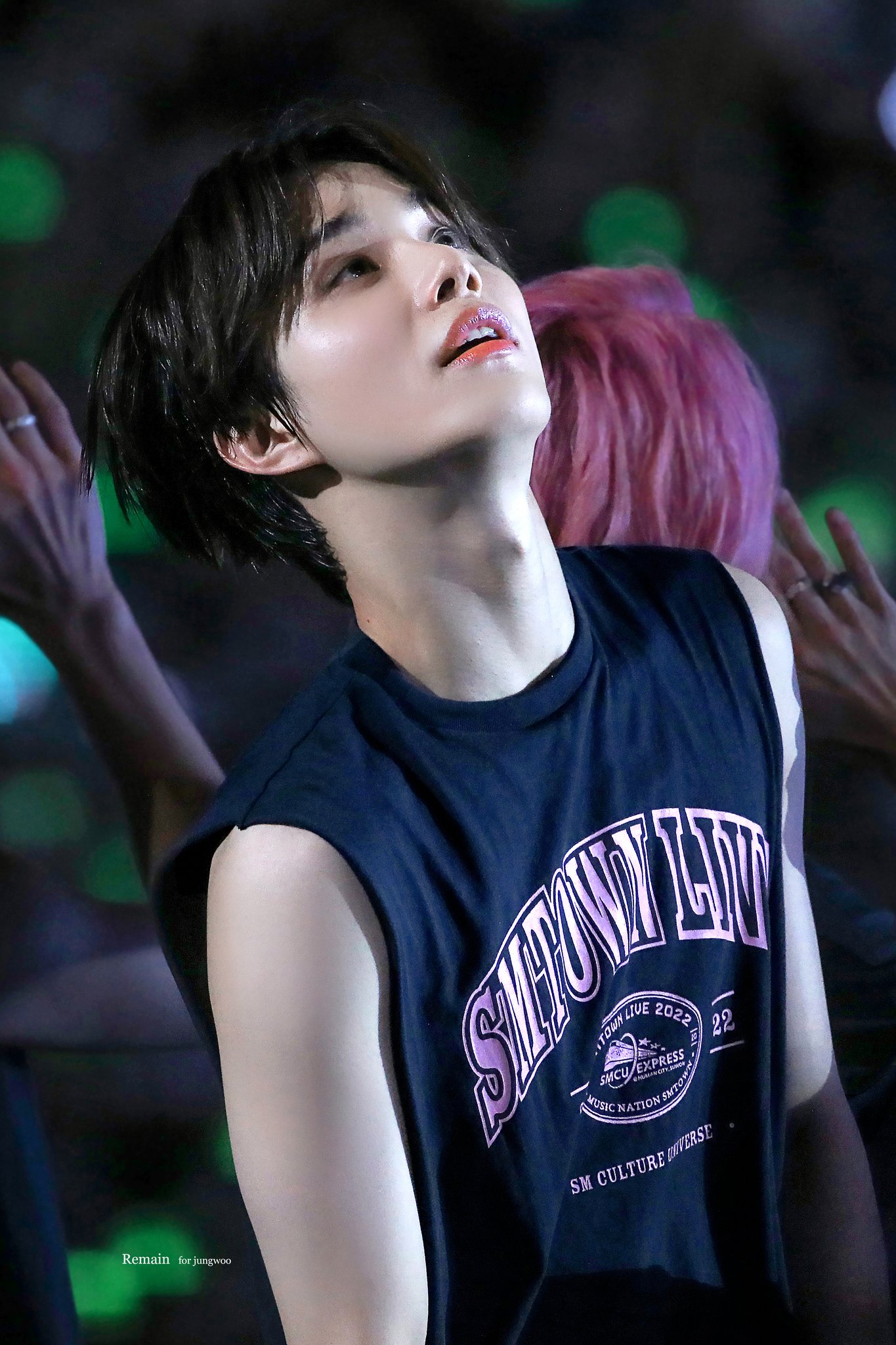 [잡담] 엔정우 이각도로 보일때마다 처연해보여서 미치겠음 | 인스티즈