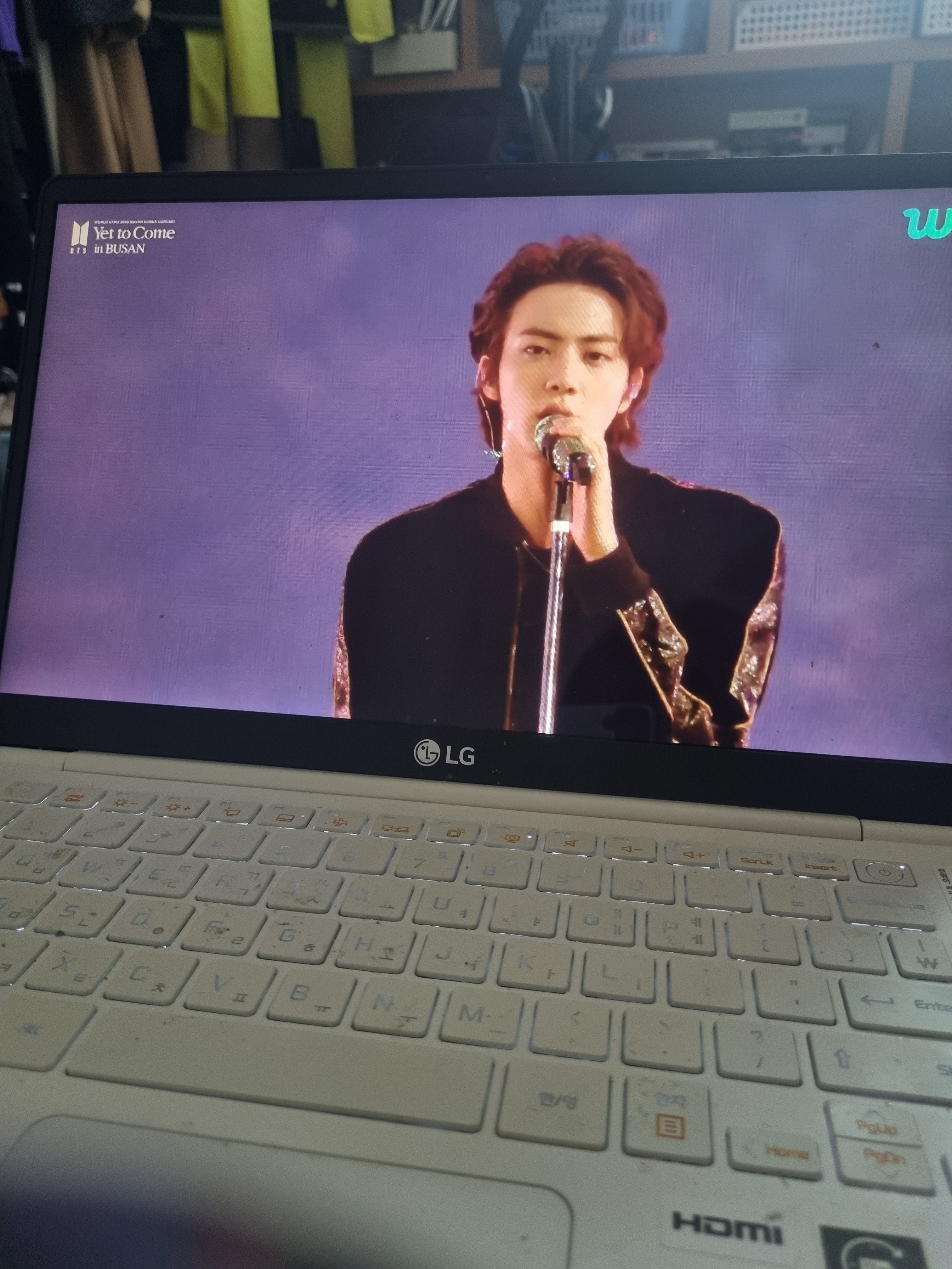 [OnAir] 너무 잘생겨서 모니터를 찍어버림; | 인스티즈