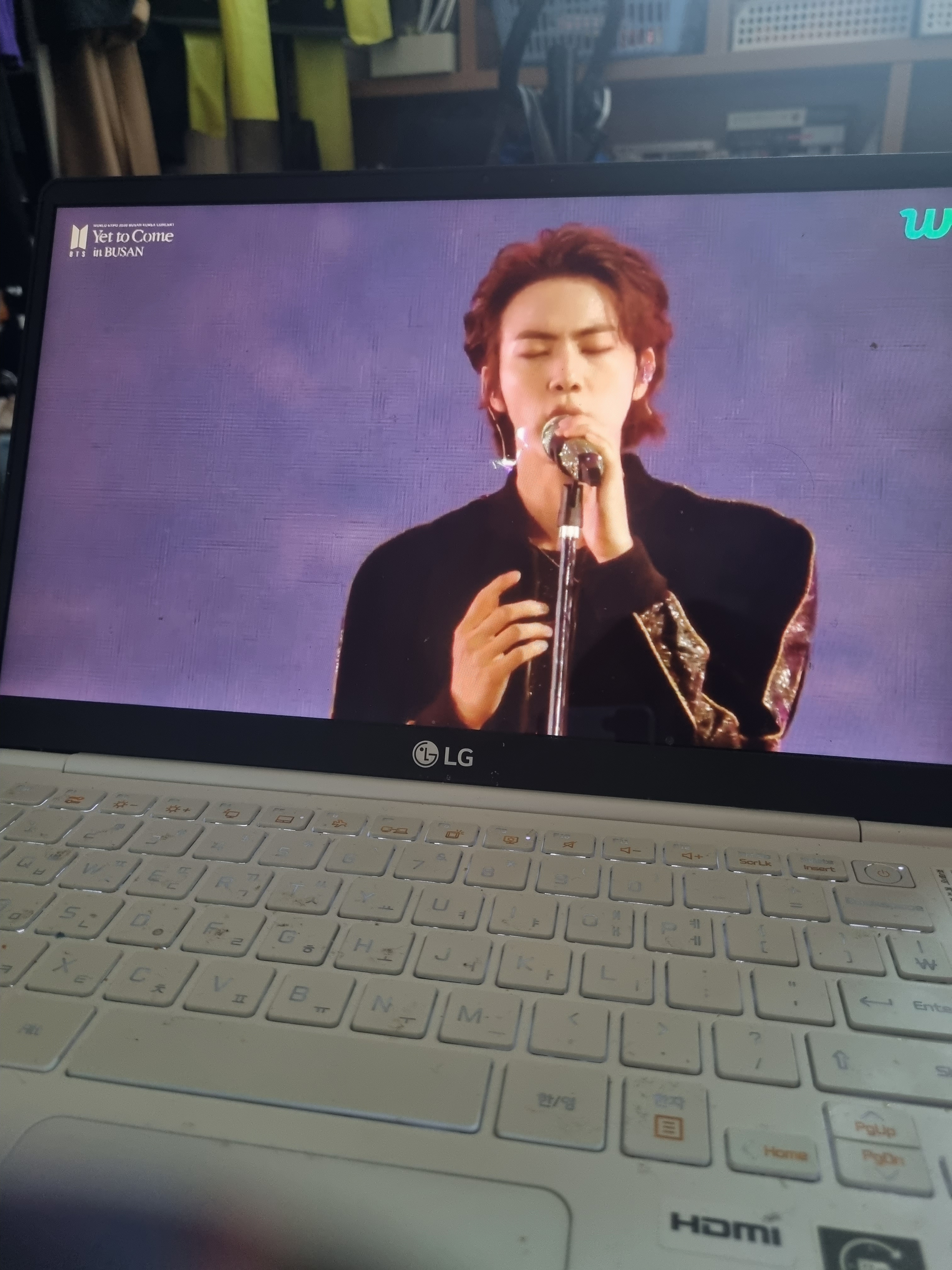 [OnAir] 너무 잘생겨서 모니터를 찍어버림; | 인스티즈