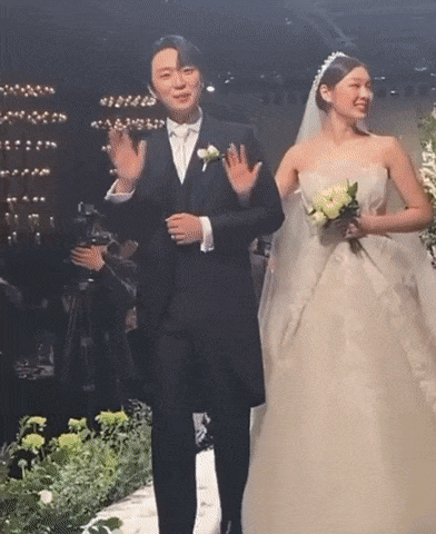 [잡담] 연느랑 우림씨 결혼식에서 너무 행복해보여… | 인스티즈