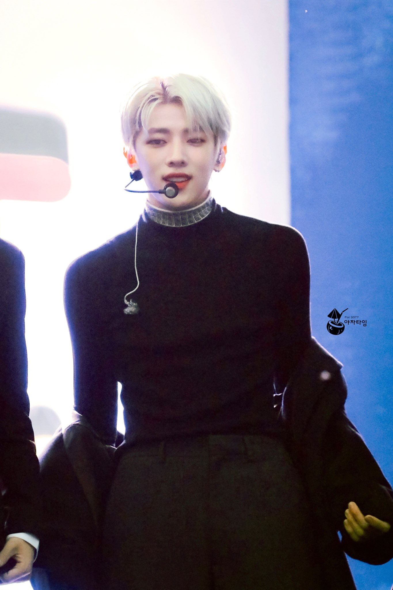 [잡담] 재찬이 어깨 너무 좋다.... | 인스티즈