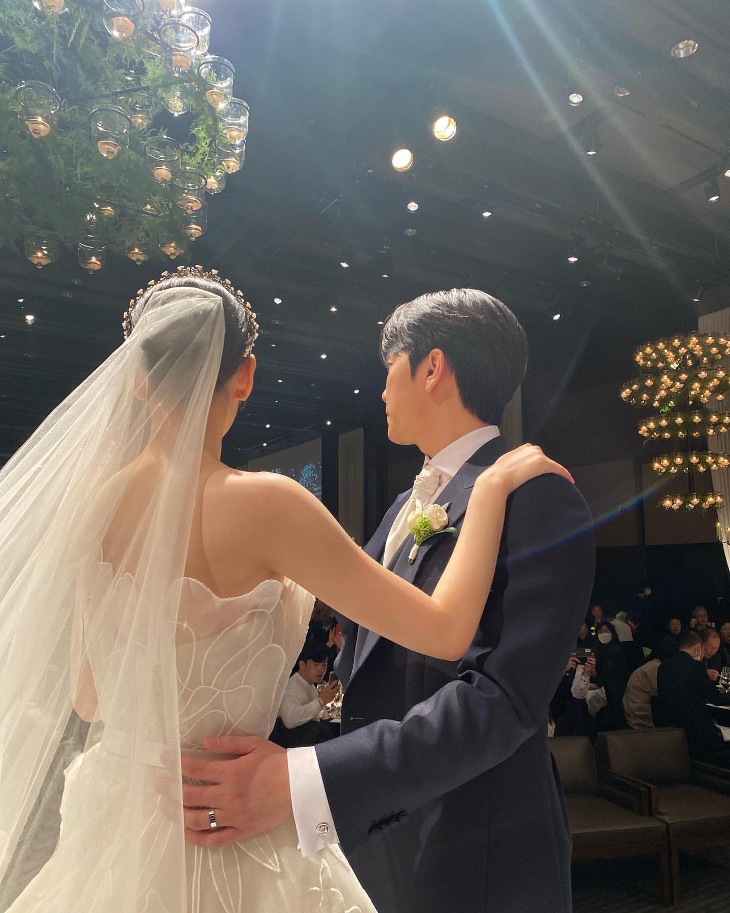 [잡담] 연느 결혼식 짤들 다 너무너무다..🥺 | 인스티즈