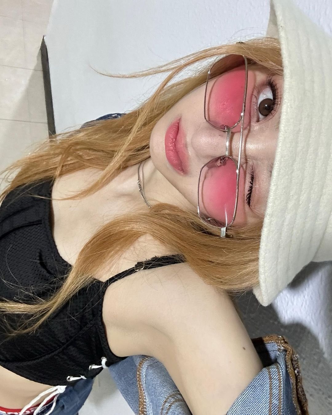 [잡담] 르세라핌 허윤진 ㄹㅇ 넷플릭스 여주 친구상 | 인스티즈