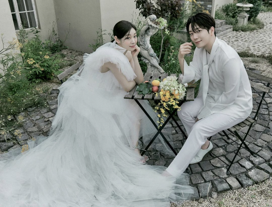 [잡담] 연느 고우림 진짜 비슷한 그림체에서 나오는 안정감이 있다.. | 인스티즈