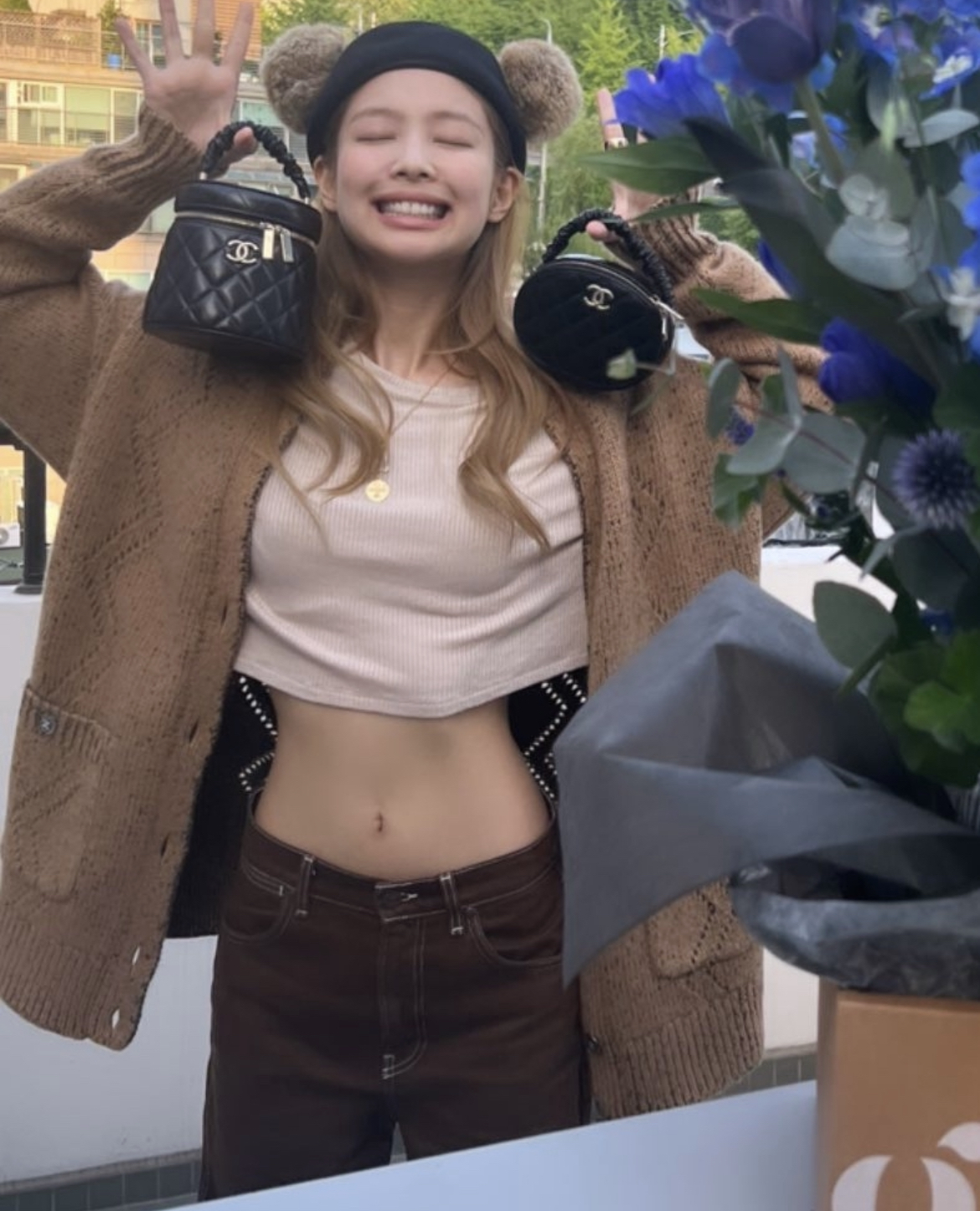 [잡담] wow 제니 이 사진 걍 현실감 없어서 다이어트 자극도 안옴 | 인스티즈