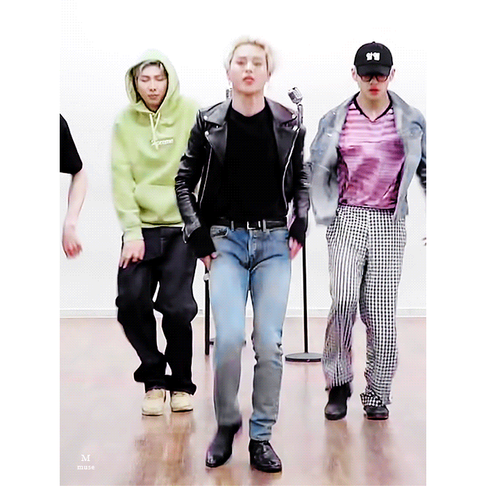 [잡담] 방탄 지민 가죽잠바 바이브(?)가 넘조음... | 인스티즈