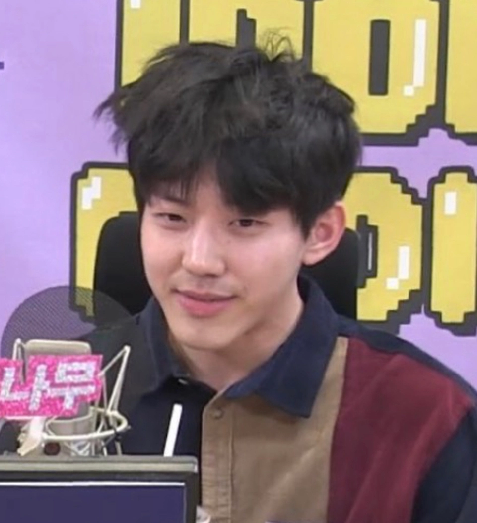 [잡담] 이분 누구시됴??? | 인스티즈