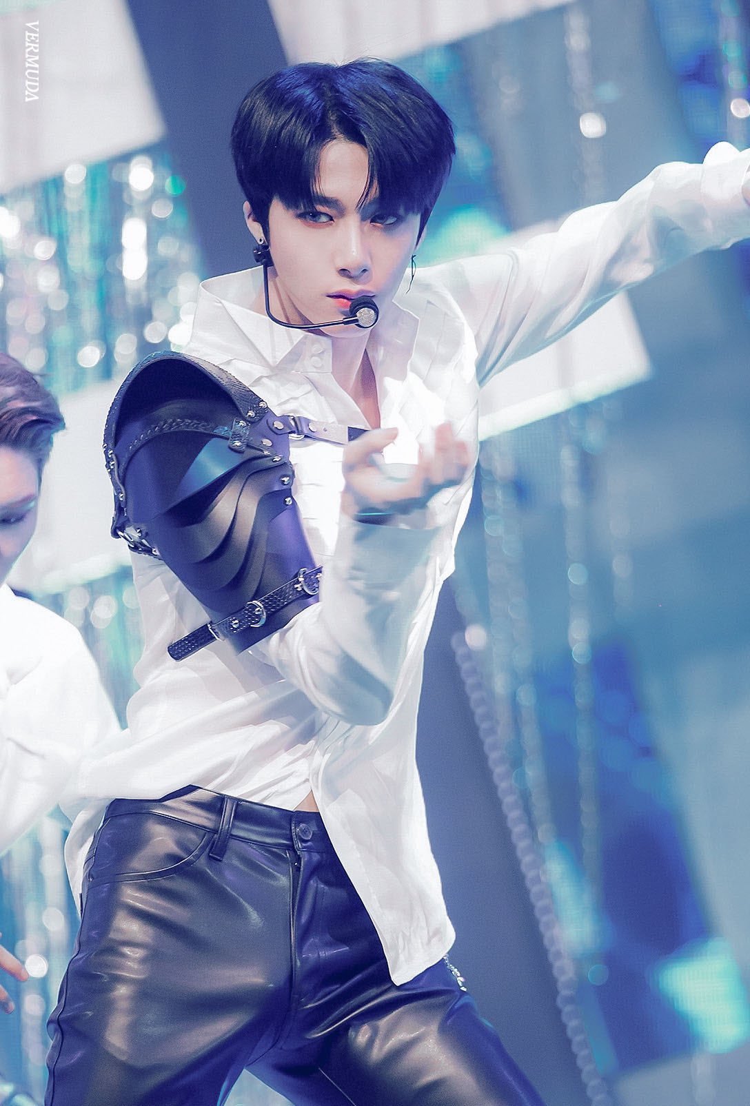 [잡담] 흑발이 나라를 구한다 - 몬스타엑스 편 | 인스티즈