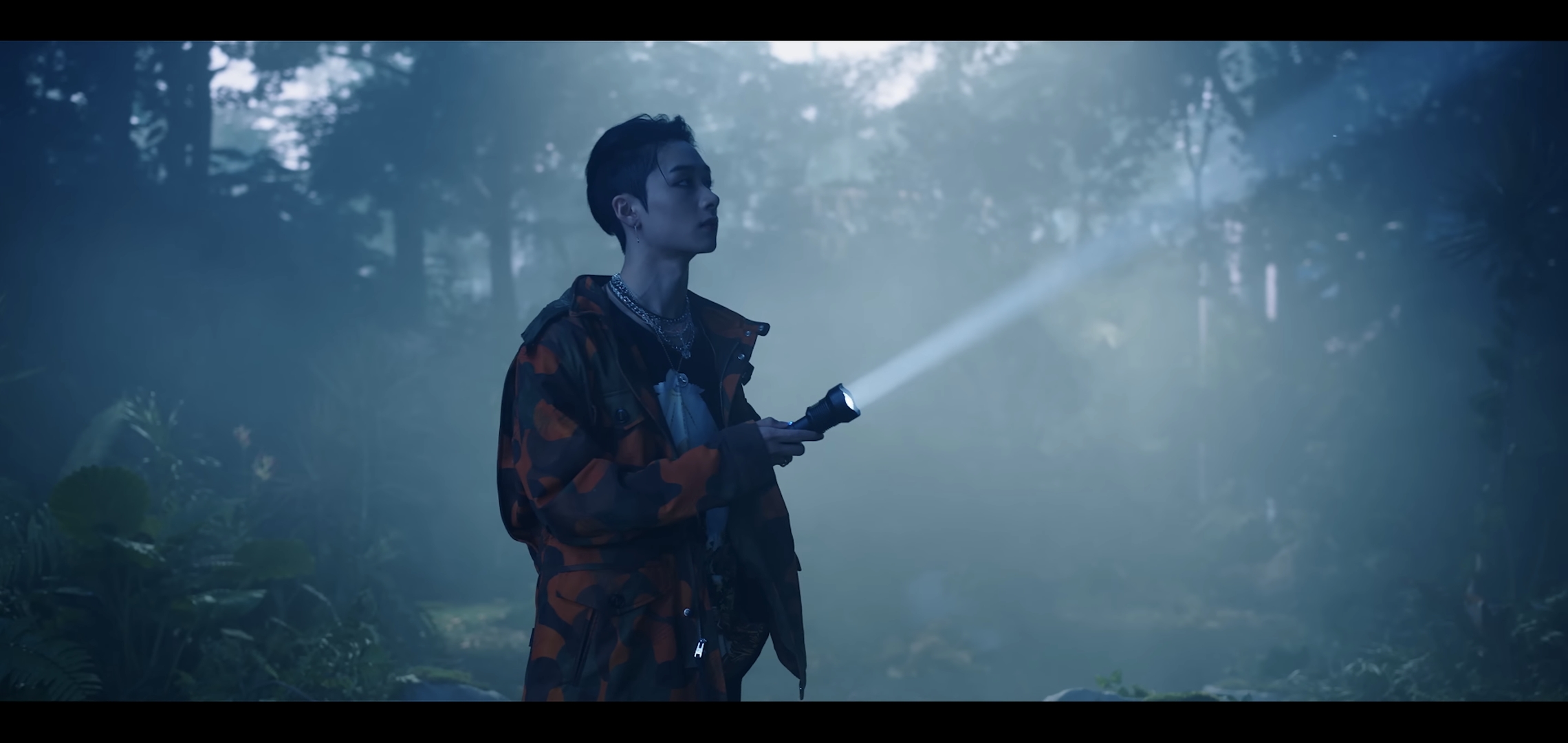 [잡담] 제로 레오한테 손전등 받는 거 왜 이렇게 좋냐 | 인스티즈