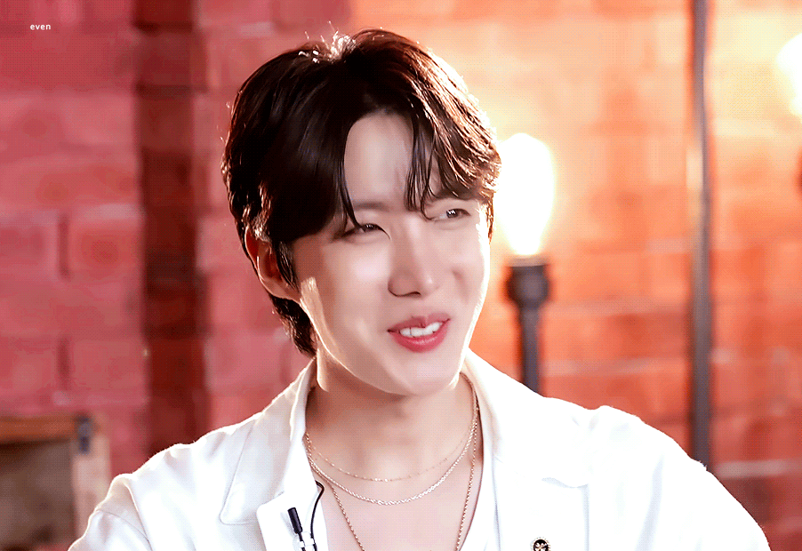 [잡담] 제이홉 리액션 잘하니까 꼬꼬무 나와주세요... | 인스티즈