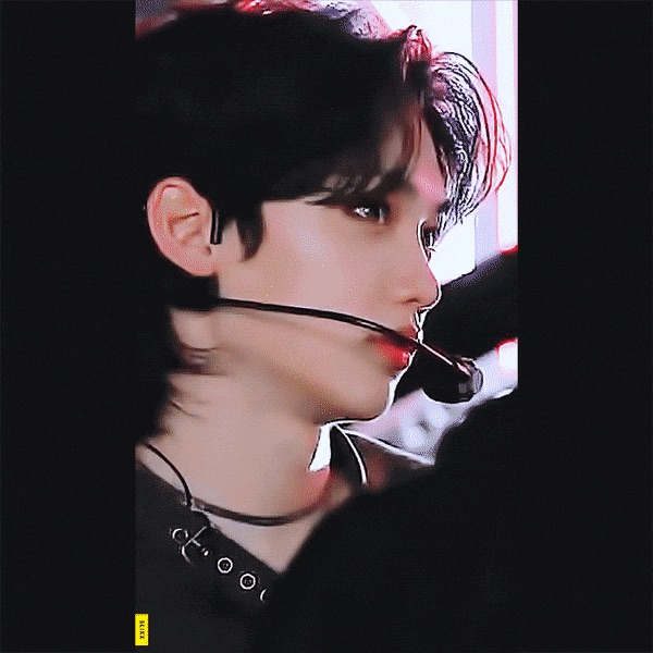 ㄱ [잡담] 얘는 왼같아 른같아?? | 인스티즈