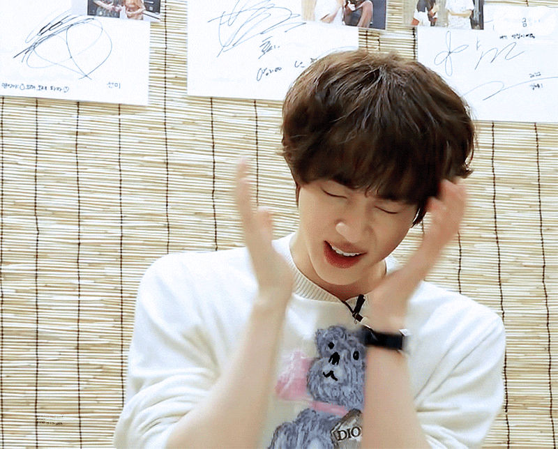 [잡담] 빅히트가 방탄 진 너드같은 매력 알고 끄집어내는게 대박이야 | 인스티즈