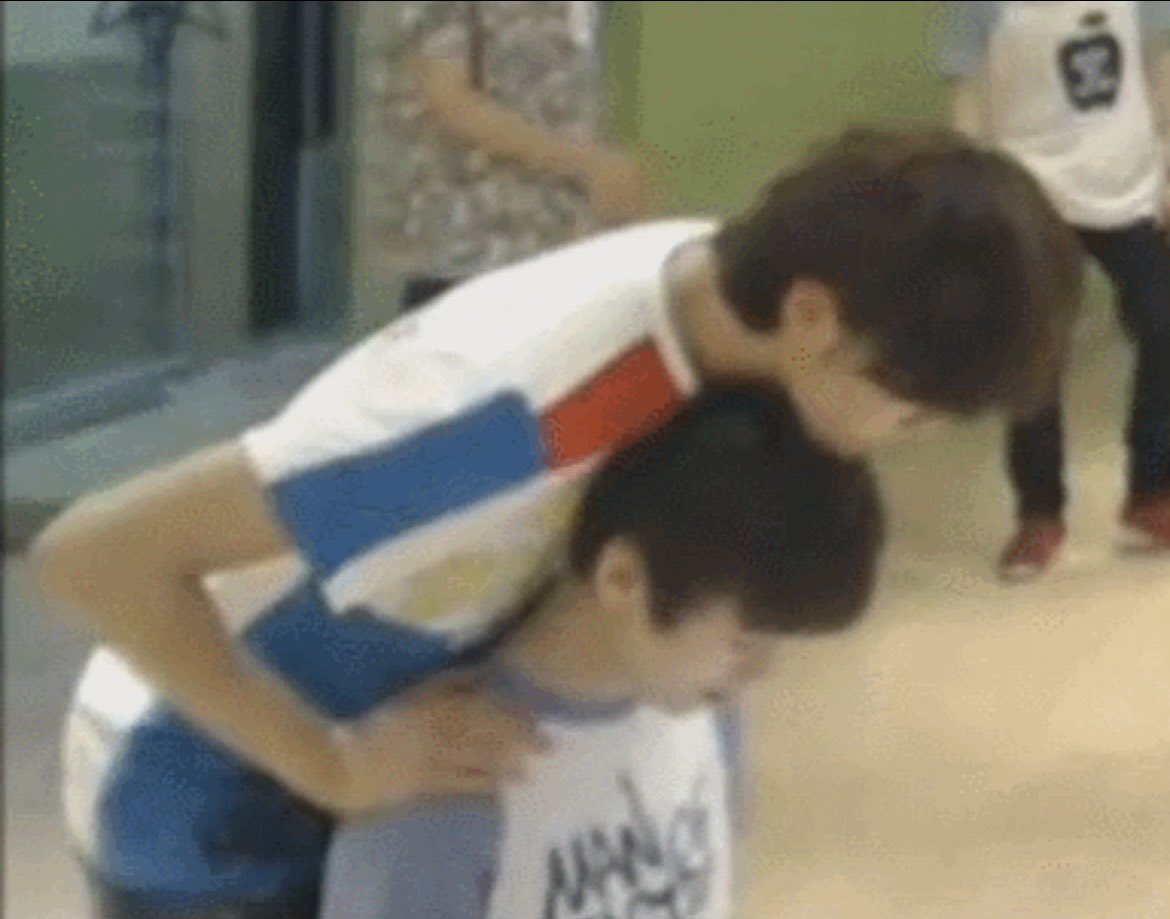 ㄱ [잡담] 동갑인데 역키잡되는 컵 본적있어??? | 인스티즈