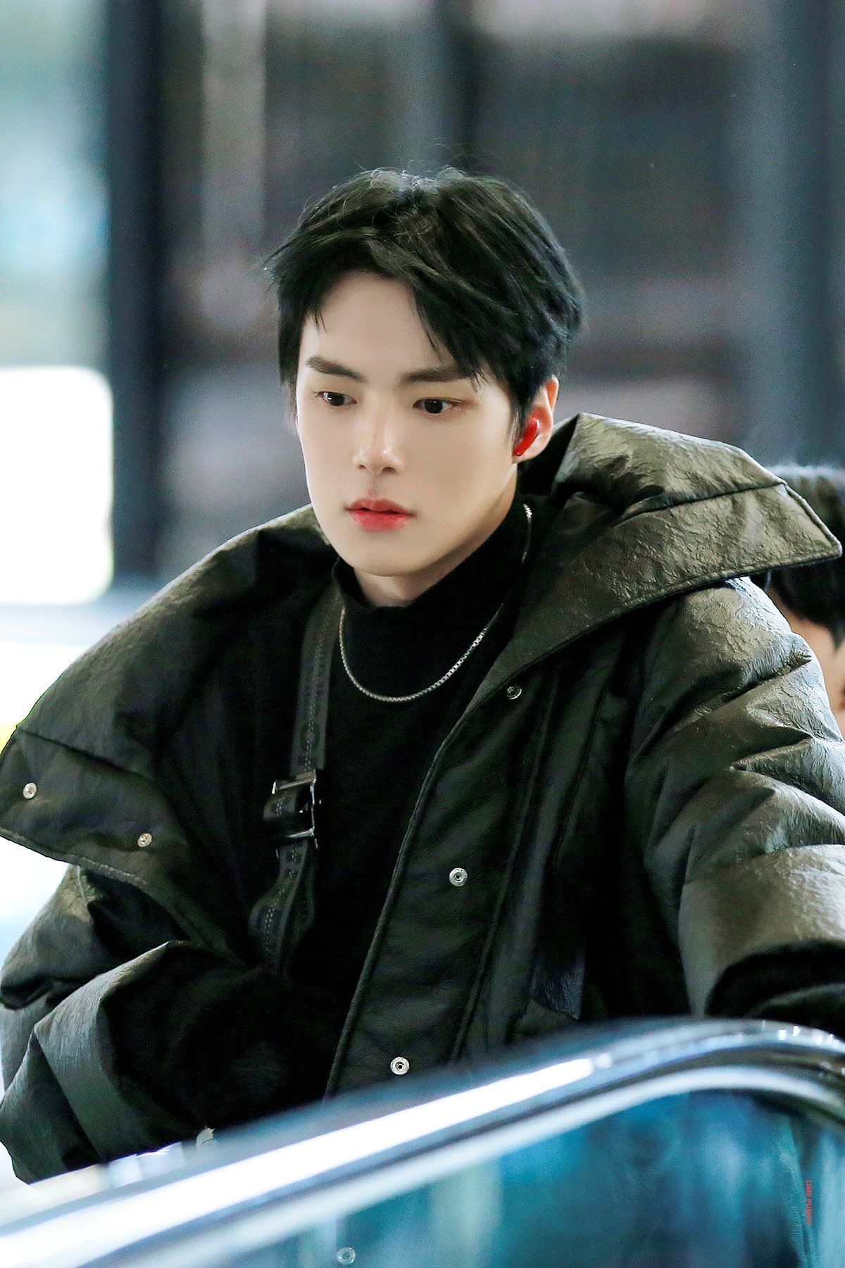 [잡담] 얘들아!!! 오늘 몬스타엑스 민혁이 생일이다!!! 다들 마음속으로 축하해조 | 인스티즈