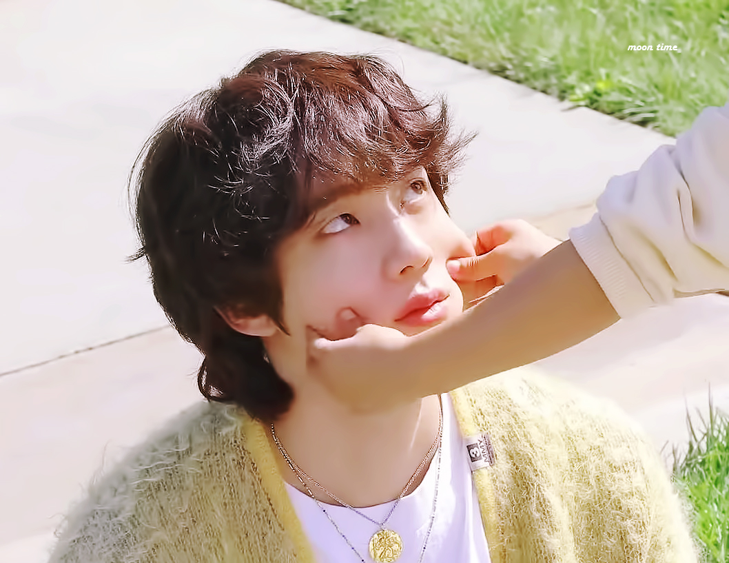 [잡담] 방탄 진 다양하게 볼따구 잡히는거 | 인스티즈