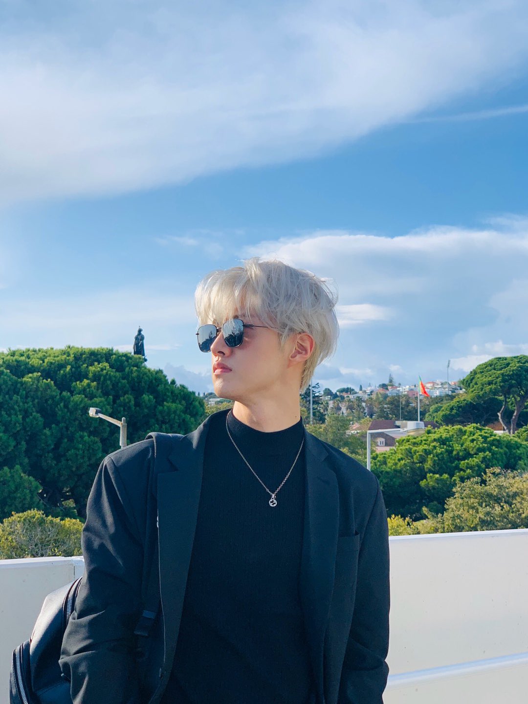 [잡담] 이 분 누구신지 아는 익??? | 인스티즈