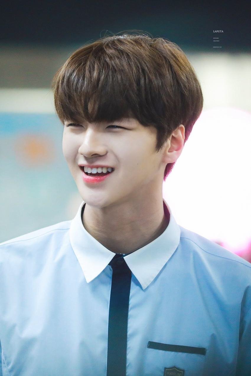 [잡담] 교복이 좋은 나 정상인가요? | 인스티즈