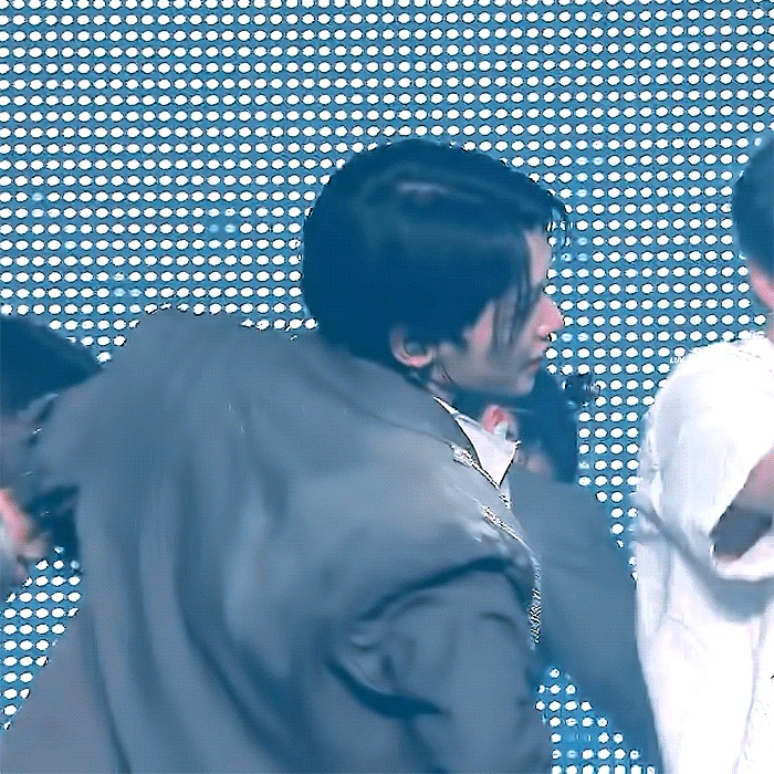 ㄱ [잡담] 얘는 왼같아 른같아?? | 인스티즈