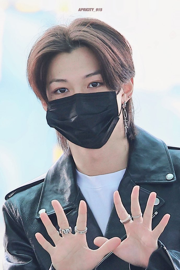 [잡담] 용복이 지금 당장 넷플 하이틴 남조로 들어가야될 것 같음 | 인스티즈