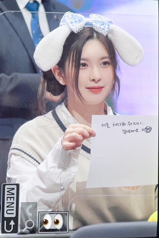 [잡담] 뭐야...오늘 비주얼 난리났네...? | 인스티즈